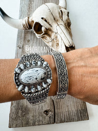 Boho Ranch Shop - Concho Stone Stretch Bracelet - White